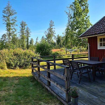 Trevligt Torp I Vacker Natur Mellerud Exterior foto